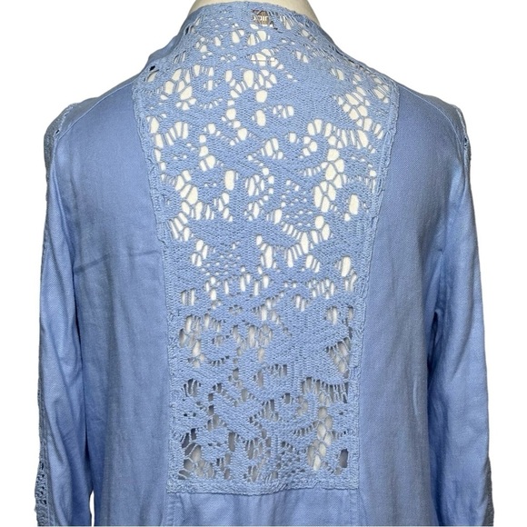 CHICO'S Cardigan Duster Lace details Light blue 2 side pockets Size 12 Like new - Picture 10 of 10